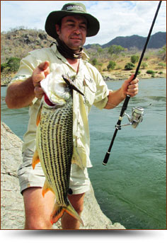 Tiger Fishing - Safari Landia